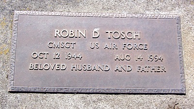 Robin Tosch gravestonr, Class of 1963