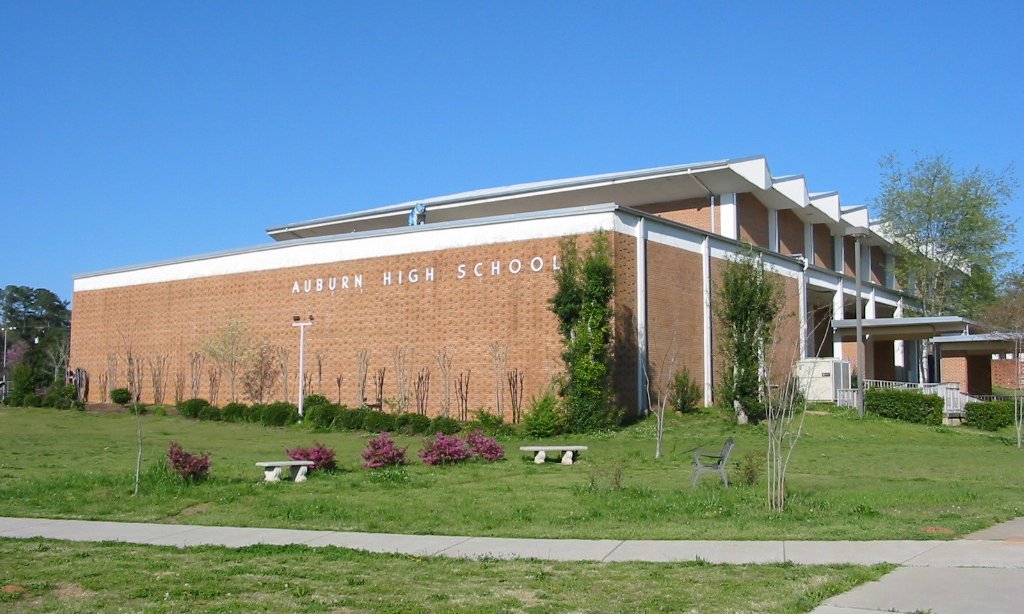 Auburn school district ends discussion around utility tax for property owners Auburn school district ends discussion around utility tax for property owners
