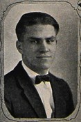 Earl Holtz