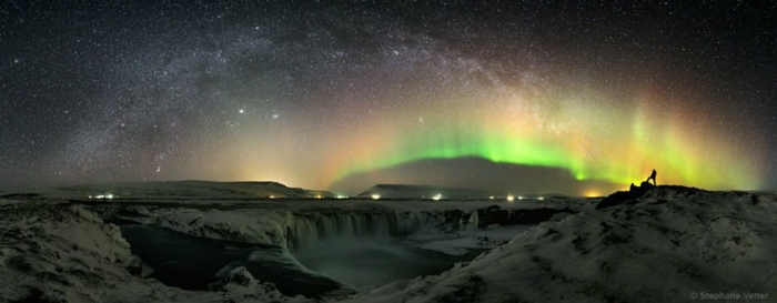 Iceland-Waterfall night