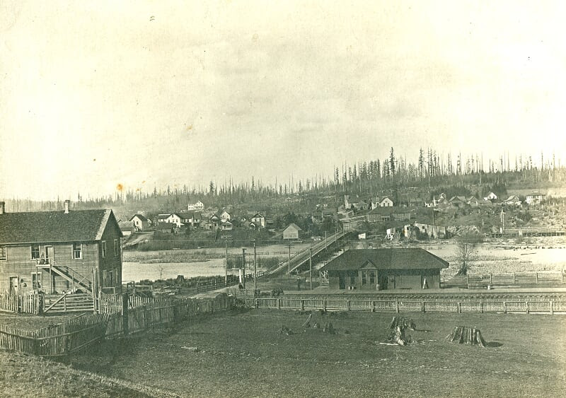 Slightly later before Lake WA lowered