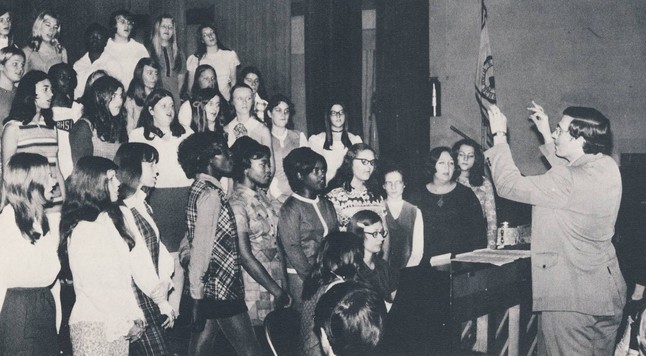 Steve Van Pelt and his all girl chorus